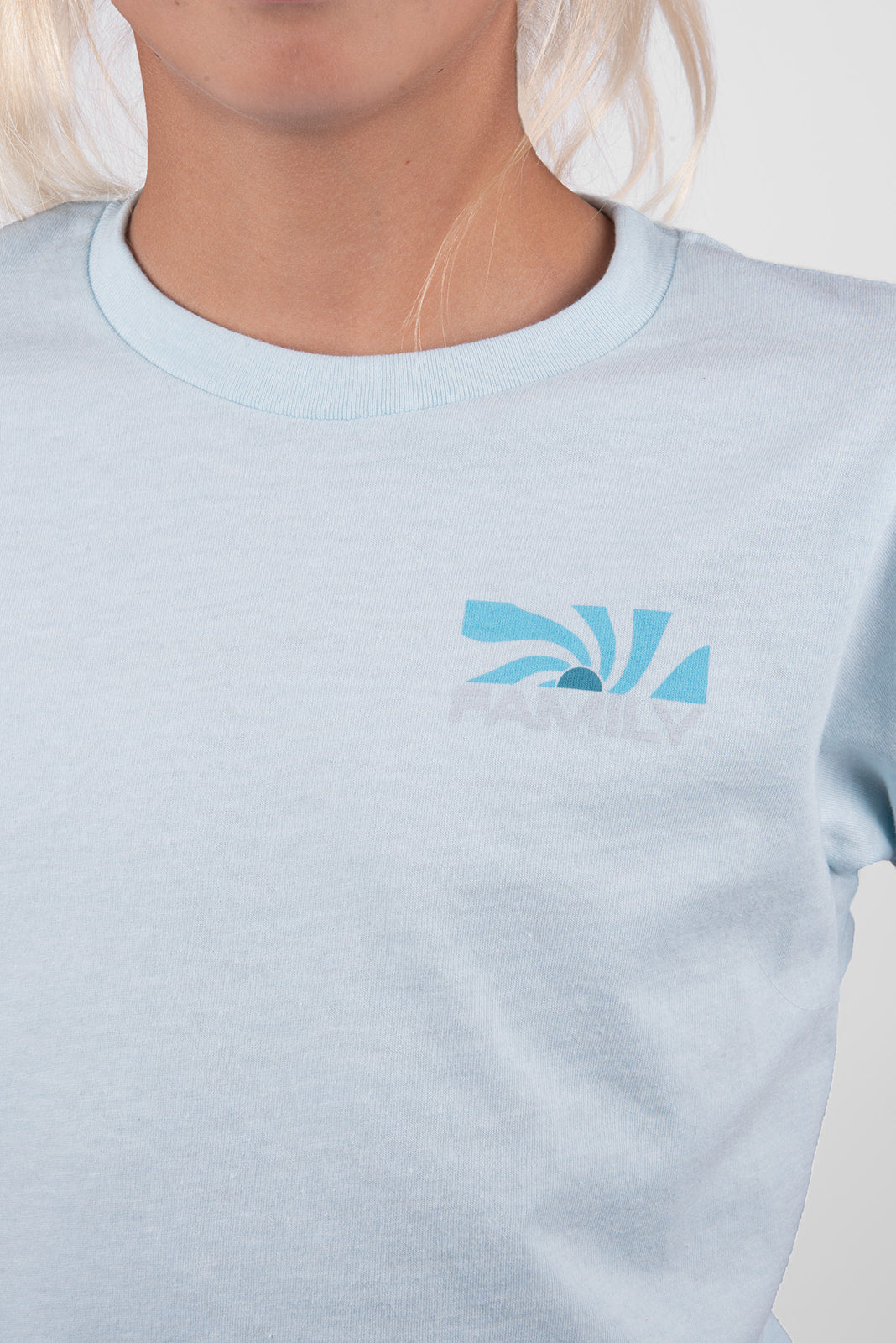 Kids light blue sunset tee