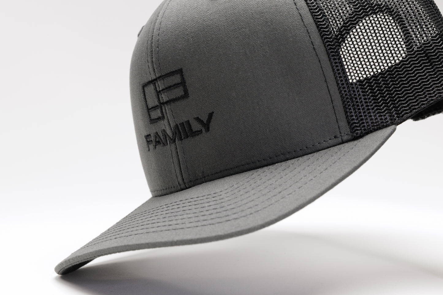 Retro Family Trucker Charcoal/Black